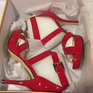 Michael Kors Evie Platform Size 7